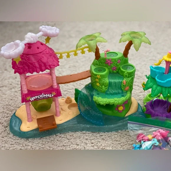 Hatchimals playsets and figures - Picture 3 of 5